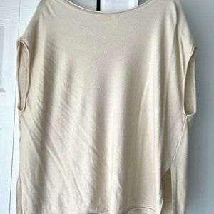 Lightweight cap sleeved tee, slits on side